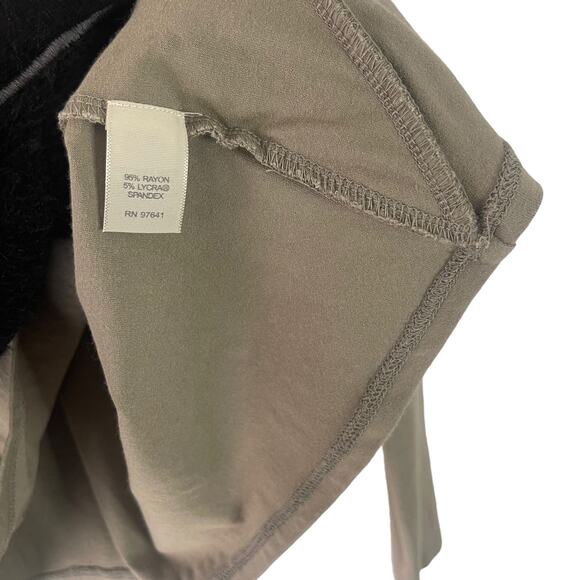 J.‎ Jill Women's Size Small Sage Green Asymmetrical Button Rayon Top - Picture 5 of 9